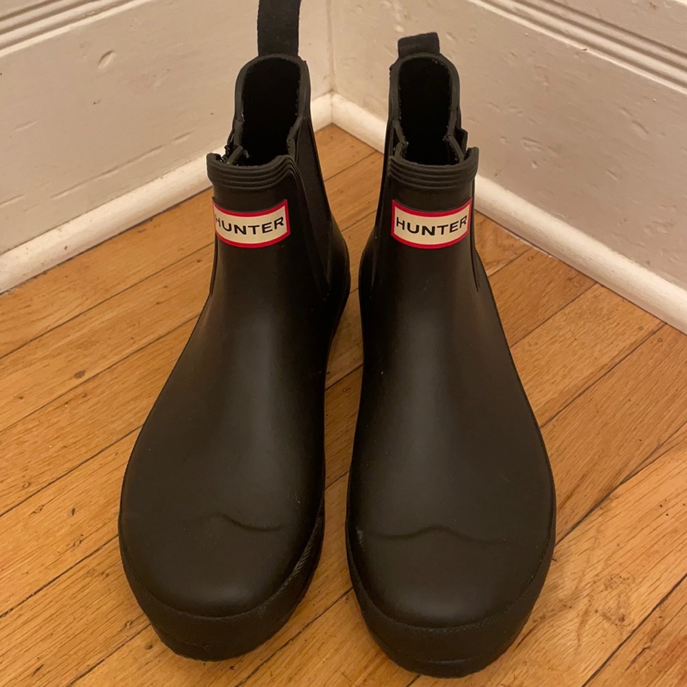 Women’s Hunter Original Chelsea Boots Black size 9